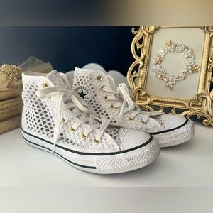 Converse All Star Chuck Taylor White Crochet Hi Tops